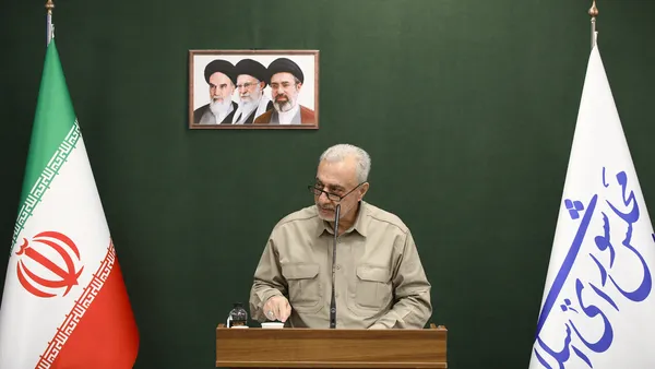 معماری جدید وزارت دفاع متناسب با تحولات دنبال میشود