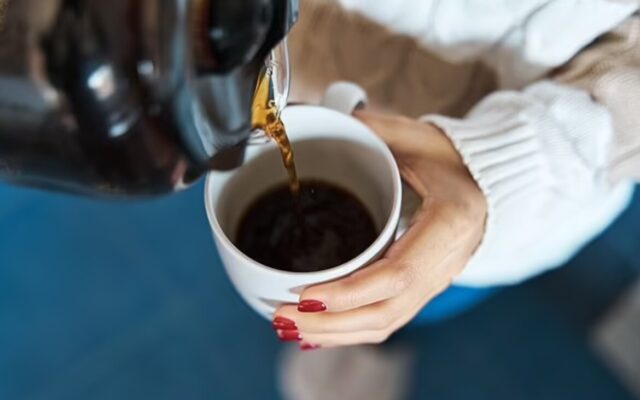 بوی قهوه چه تغییری در مغز و حال ما ایجاد می‌کند؟