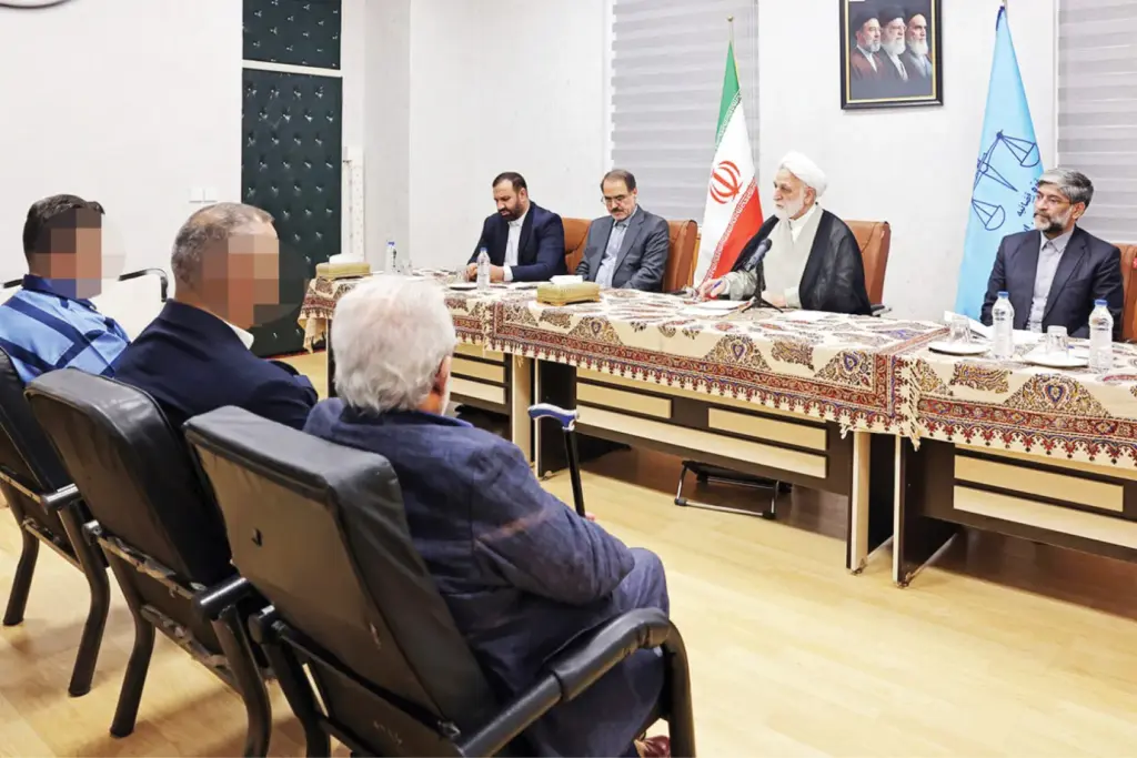 این وکلای کارچاقکن و مالیاتگریز!
