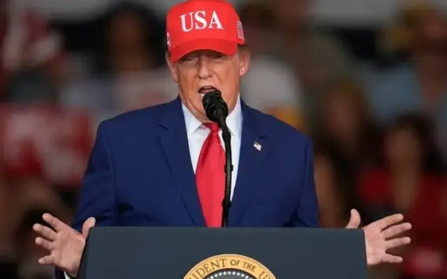 ترامپ: مهاجران کنترل فرانسه را به دست گرفته‌اند؛مرزها را ببندید