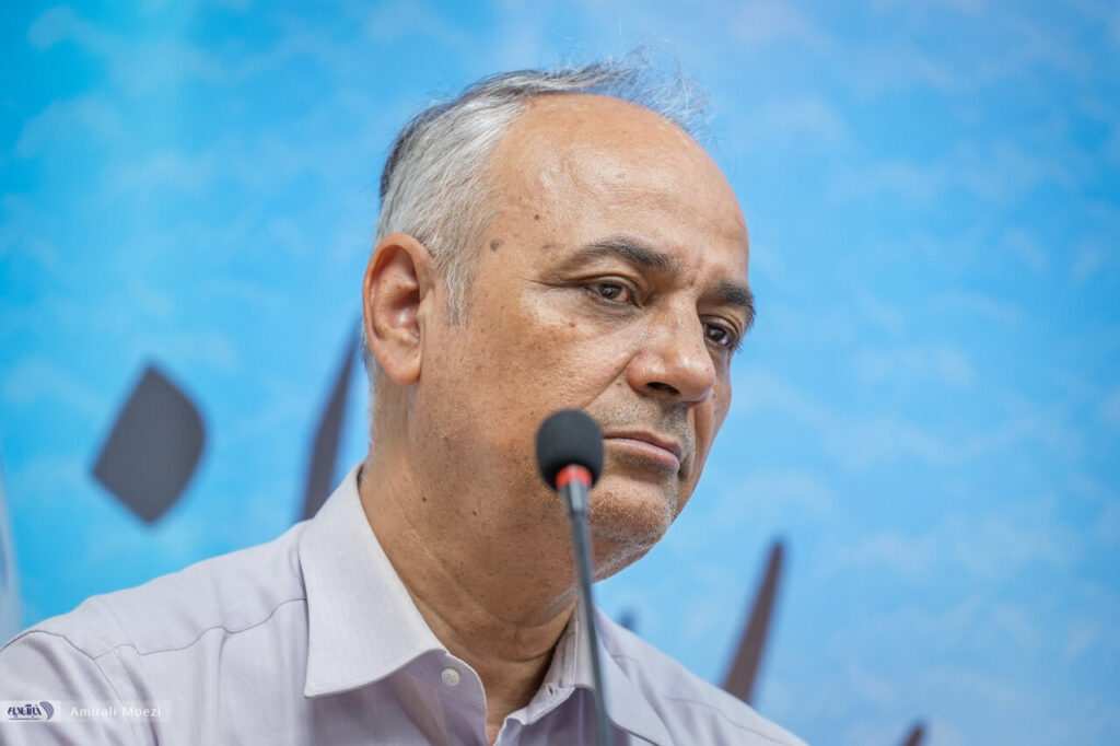 زیدآبادی: برخی مسئولان چنان خونسرد درباره احتمال جنگ سخن می گویند که انگار قرار است جنگ تن به تن رخ دهد