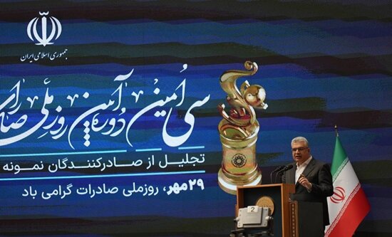 ۱۰ پیشنهاد برای نجات صادرات ایران | صادرکنندگان خواستار جبران هزینه‌های حمل هستند