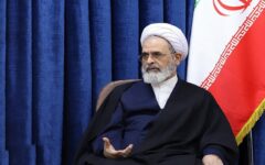 جنگ پایان نیافته است؛ مردم میدان را خالی نکنند