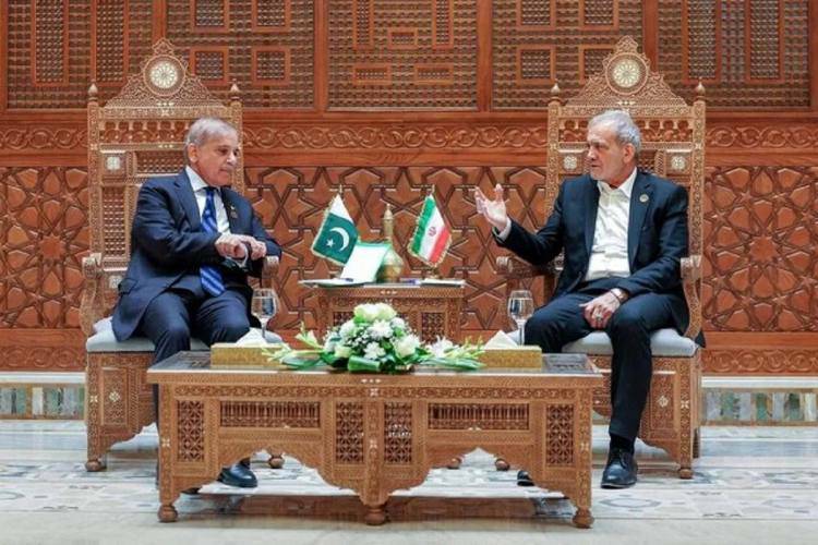 نخست وزیر پاکستان: روند تحکیم روابط با ایران ادامه خواهد یافت