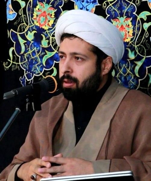امام جمعه بناب: حضرت زینب(س) نماد مدیریت توحیدی دردل بحران ها است/ معنویت در قوای مسلح و ارتش جمهوری اسلامی موج می زند