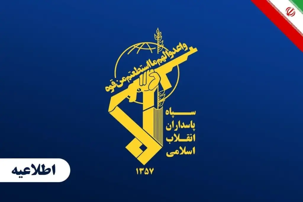 انهدام یک پهپاد ارتش متجاوز آمریکا/ دو کشتی متخلف در تنگه هرمز به آتش کشیده شدند