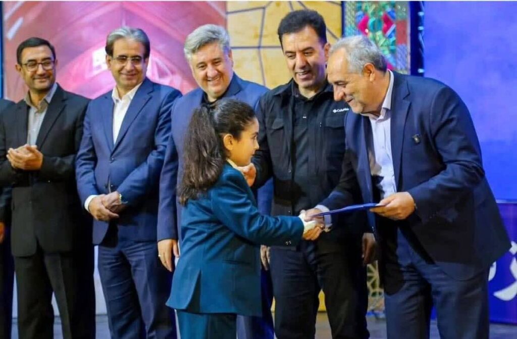 درخشش تورال گنجه اردبیلی در جشنواره سراسری موغام؛ دریافت جایزه ویژه