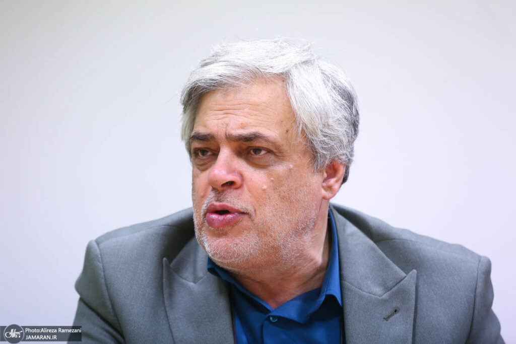 شعر کنایه آمیز محمد مهاجری در انتقاد از عملکرد مجلس/«طاعت از دست نیاید، گناهی باید کرد»/ اگر سیستم امنیتی ما نمی‌تواند نفوذ را کشف کند دَر مملکت را ببندیم و قفل کنیم