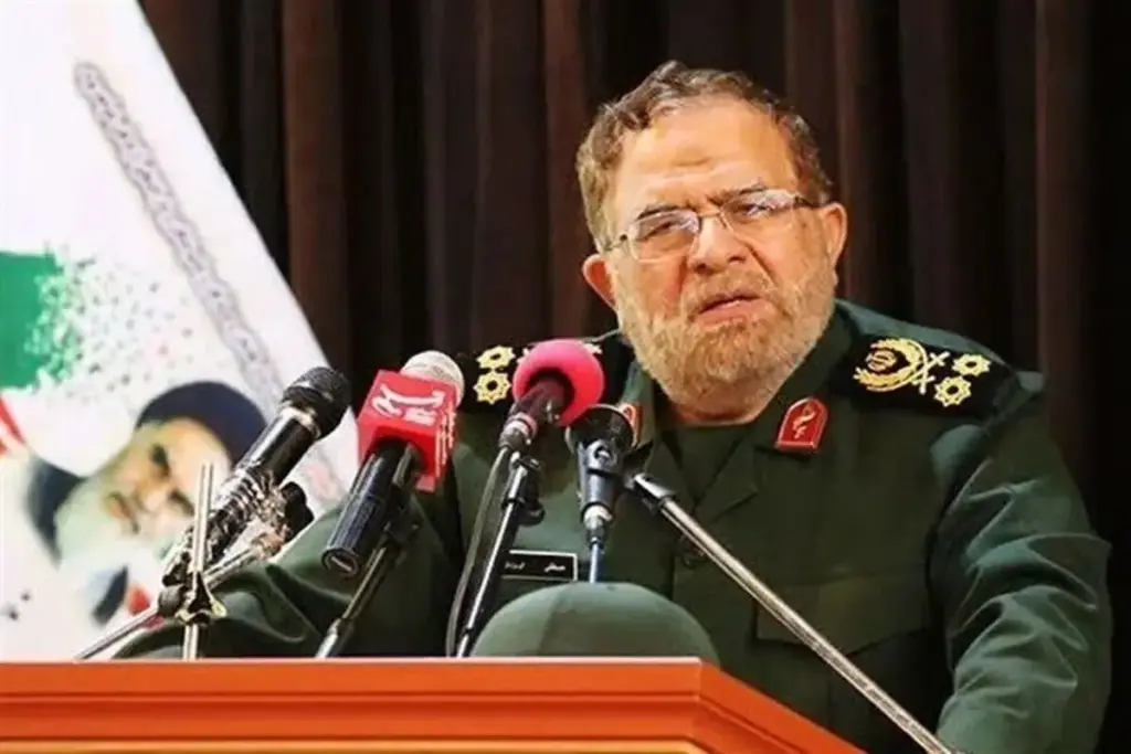 جانشین فرمانده کل سپاه: شناورهای آمریکایی برای در امان ماندن از موشک‌های سپاه ۷۰۰ کیلومتر دور شده‌اند