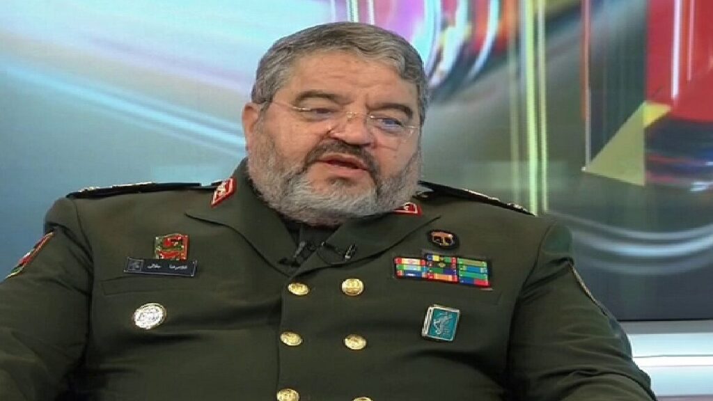 دشمن برای جنگ شناختی، برنامه‌ریزی کرده است