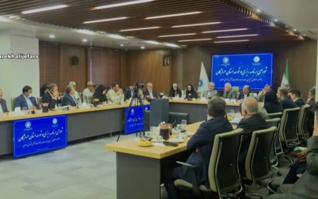 نشست شورای برنامه ریزی هرمزگان با حضور اعضای کمیسیون برنامه و بودجه