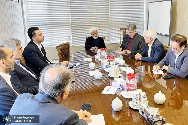 آمادگی معاونت حقوقی رئیس جمهور برای رفع موانع تولید و حمایت از فعالان اقتصادی