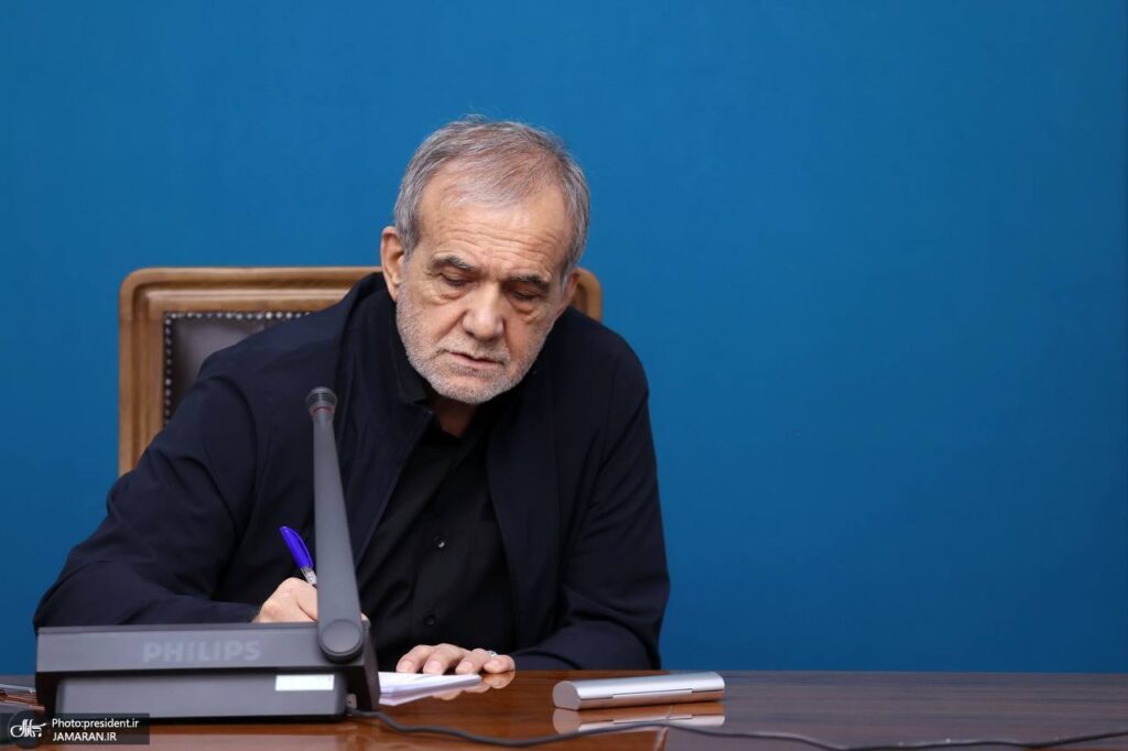پیام تسلیت رئیس‌جمهور درپی درگذشت پدر شهیدان والامقام اسفندیاری