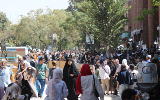 اقدام فوری اقتصادی در شرایط جنگی از نگاه یک اقتصاددان/ نمی‌توان سیاست‌های دوران ثبات و وضعیت عادی را به اجرا درآورد