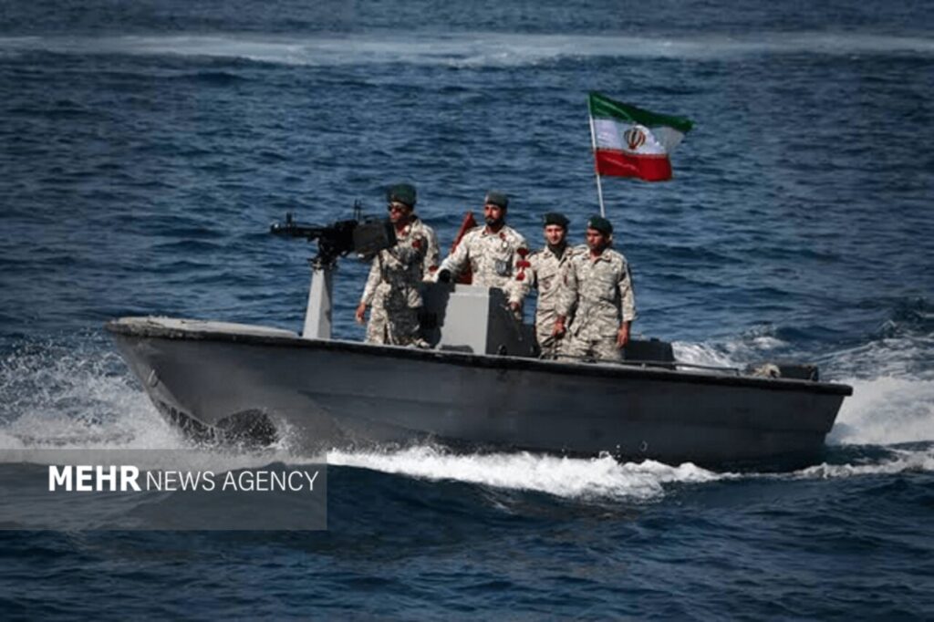 یک نفتکش متخلف در منطقه ممنوعه تنگه هرمز شناسایی شد