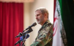 امیر حاتمی: اگر حقوق ما رعایت نشود محدودیت در تنگه هرمز ادامه می‌یابد