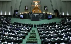 توضیح عضو هیات رئیسه مجلس از روند برگزاری جلسه رای اعتماد به وزیر پیشنهادی دفاع / جلسه کی برگزار می‌شود؟