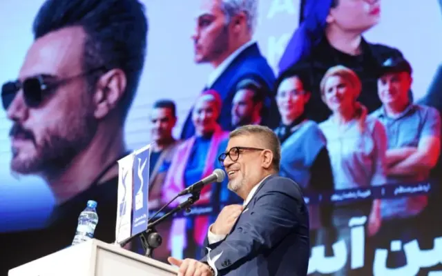بازگشت رضا رشیدپور به صحنه اجرا در اختتامیه فستیوال «واک»