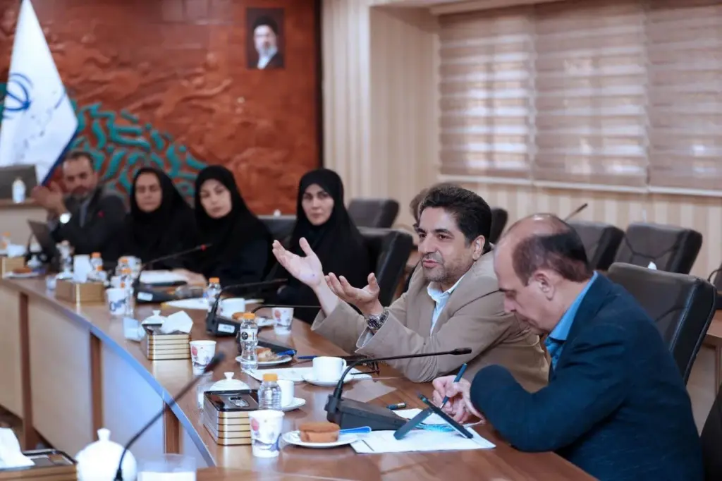 بررسی نظام جامع هوشمند باشگاهداری و نگهداری اماکن ورزشی در شورای معاونان وزارت ورزش و جوانان