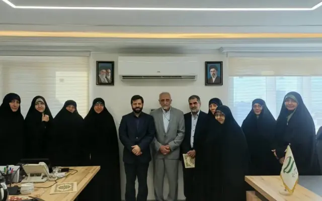 از بازسازی هویت تا پیشگامی در بعثت مردمی و تمدنسازی