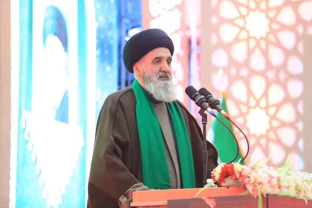رئیس سازمان عقیدتی سیاسی وزارت دفاع: نیروهای مسلح ایران سلاح های شگفت انگیزی تولیده کرده اند/ تمام حرف ترامپ این است که سلطه‌گری کند
