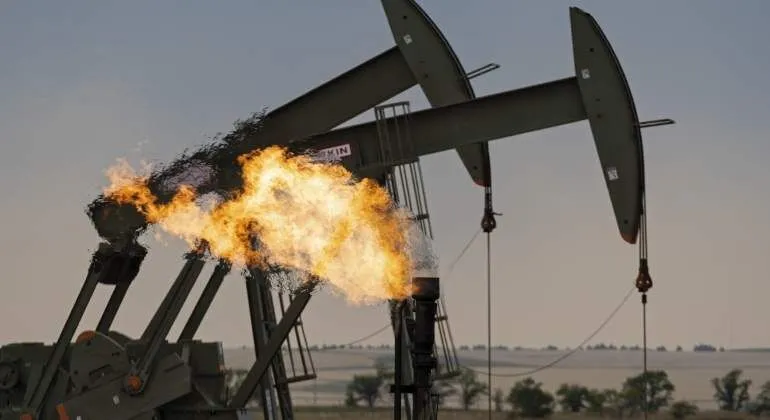قیمت نفت خام برنت به مرز ۱۱۰ دلار نزدیک شد