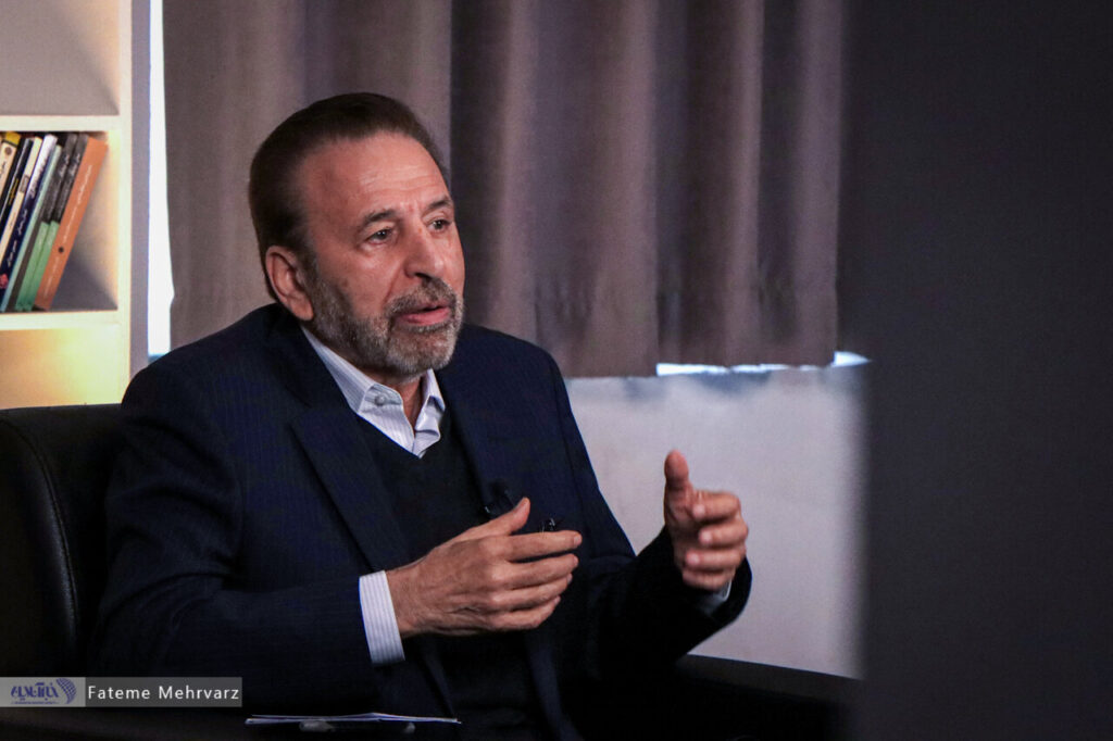 واعظی: آمریکا در جنگ ۱۲ روزه و ۴۰ روزه درباره «وضعیت انسجام اجتماعی ایران» اشتباه محاسبه کرده بود/ تصور می کردند ظرف ۴۸ ساعت کار تمام است
