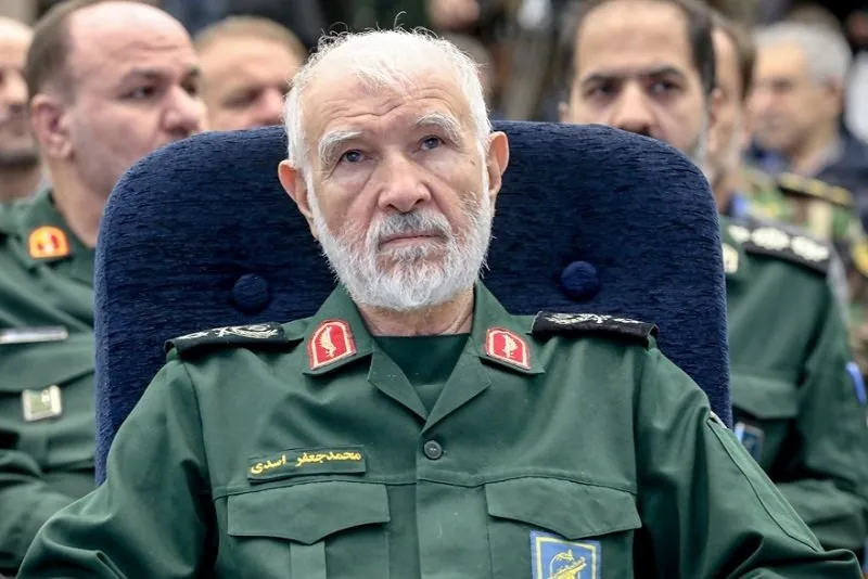 سردار اسدی: تنگه بابالمندب در صورت ورود آمریکا به جنگ یمن مسدود میشود