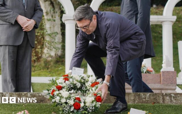 Prime minister visits Aberfan ahead of 60th anniversary of 'horrifying tragedy'