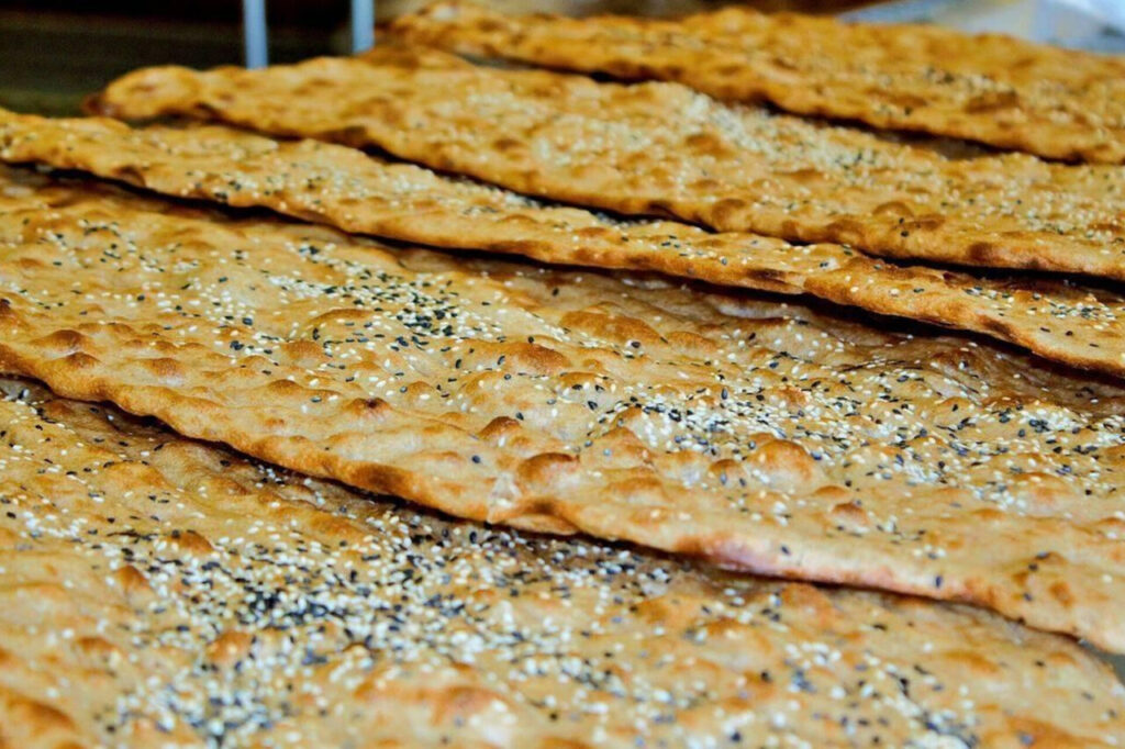 رسیدگی به بیش از ۸۲۰ پرونده تخلف نانواییها در همدان