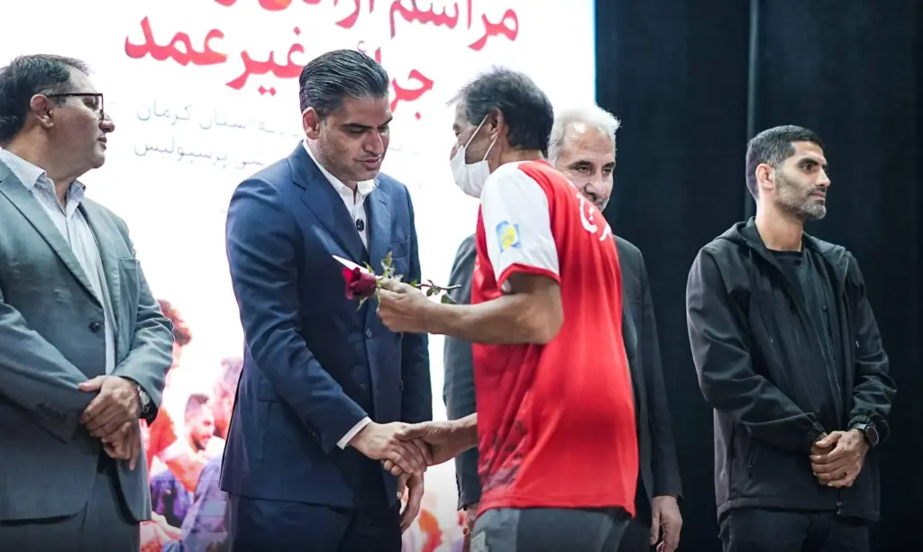پرسپولیس ۲۳ زندانی کرمانی را آزاد کرد