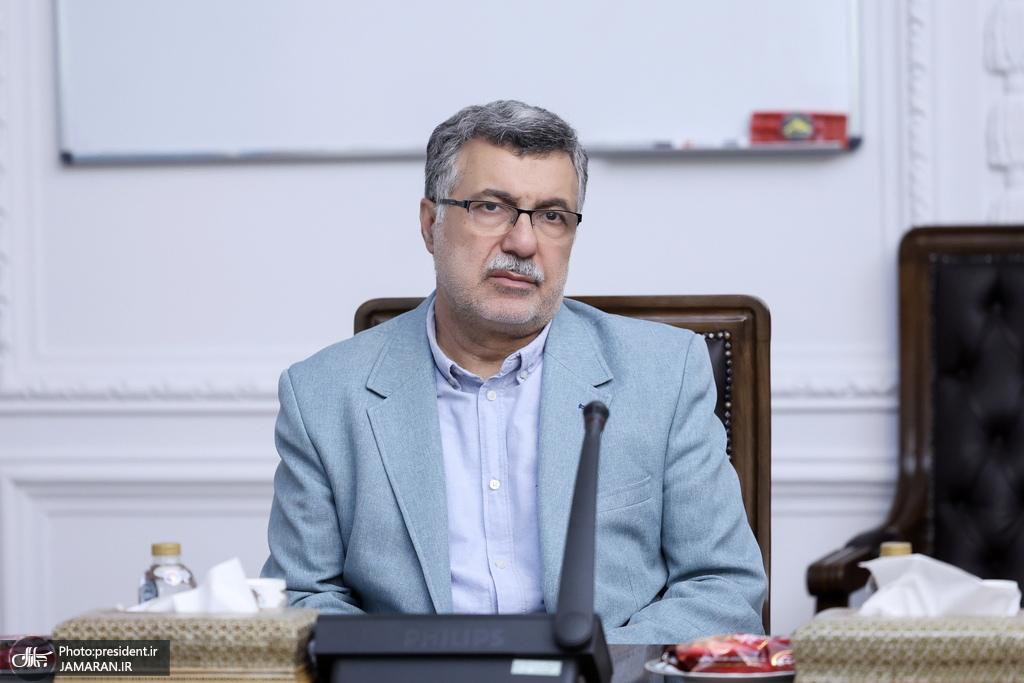 حضور وزیر بهداشت در نشست امروز کمیسیون بهداشت مجلس/ اغلب نمایندگان سوال‌کننده از پاسخ‌های ظفرقندی قانع نشدند