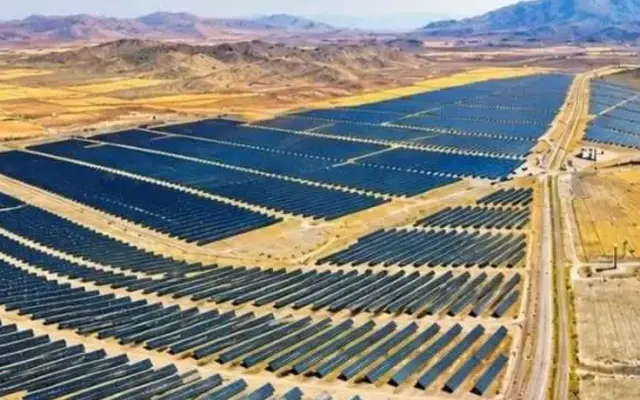 افتتاح دهها طرح زیربنایی و صنعتی در آذربایجان شرقی