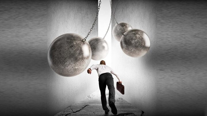 ترس از شکست و الگوی خانوادگی، دو عامل تعویق تصمیم‌های بزرگ جوانان