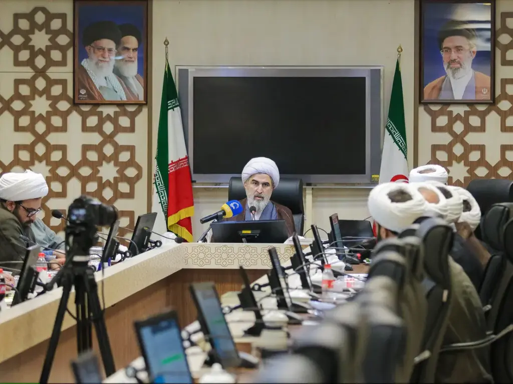 هماندیشی معاونت آموزش حوزههای علمیه با مدیران مدارس علمیه سطح یک قم برگزار شد