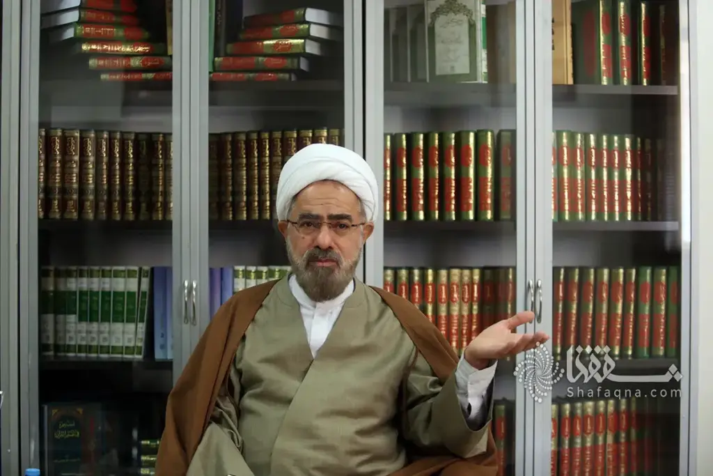 حوزه و دانشگاه برای تحقق حیات شایسته به الگوهای علمی و اخلاقی نیاز دارند