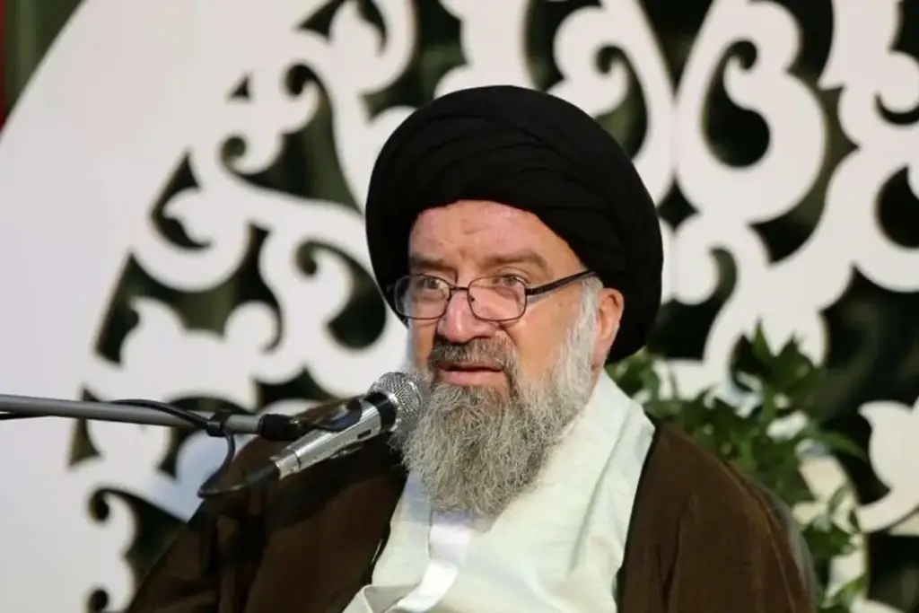 حمله خاتمی به کرباسچی: چرا سخن آمریکا را تکرار می‌کنید؟