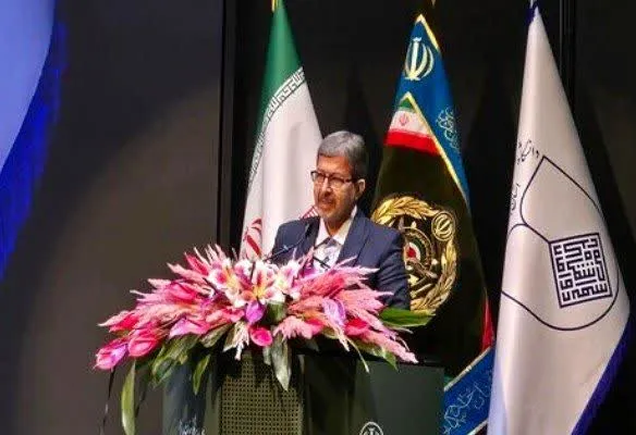 استاندار اصفهان: ارتش در اوج اقتدار، پیشتاز خدمت و محرومیتزدایی است/ نوسازی بیمارستان الزهرا (س) با حمایت قرارگاه محرومیتزدایی ارتش