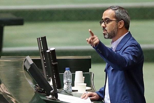 نماینده مجلس: مخالفت من با وزیر پیشنهادی دفاع ناظر بر برنامه‌ها و جهت‌گیری‌هاست
