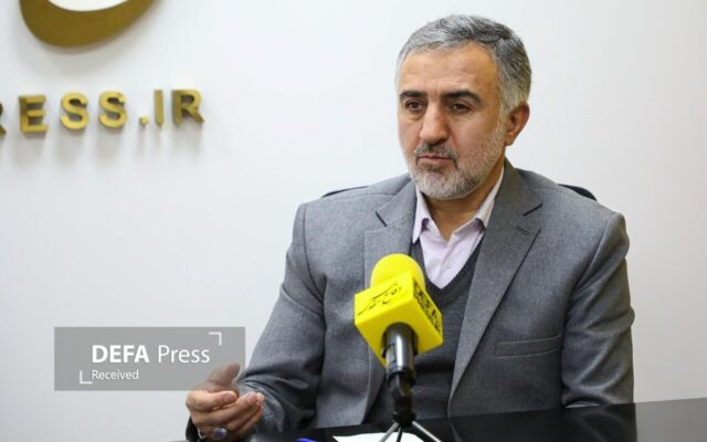 تاکید نماینده تهران بر لزوم قصاص قاتلان رهبر شهید؛ مسئولان باید پاسخ دهند که برای جلوگیری از تکرار تعرض به جان رهبر کنونی چه اقدامی انجام می‌دهند؟