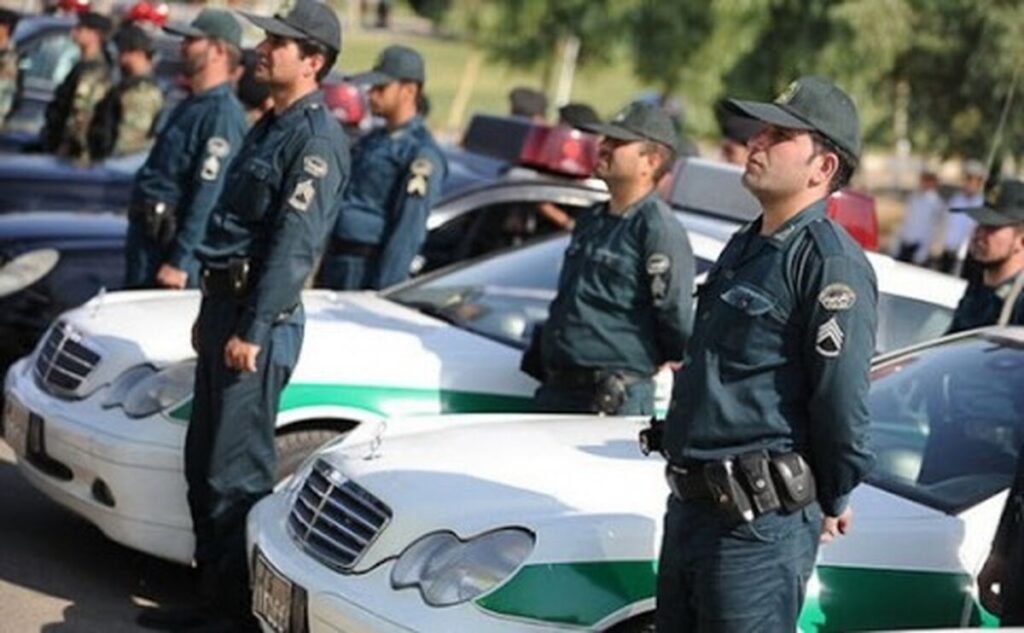 همه افراد جامعه تکه‌های تولید پازل امنیت هستند / انهدام ۲۰ باند قاچاق سلاح و کشف ۱۷۵۰ قبضه سلاح