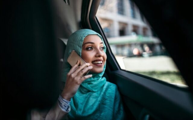 چرا ارتباطات در عصر دیجیتال جای صمیمیت را نمی‌گیرد؟