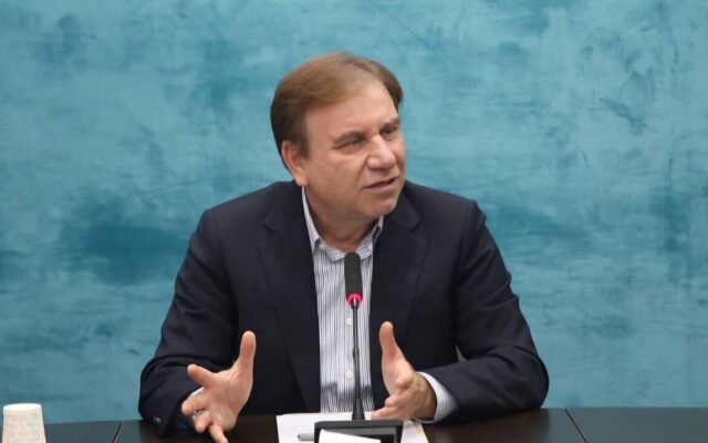 استاندار بوشهر: تجهیزات هوشمند برای مقابله با قاچاق سوخت توسعه می‌یابد