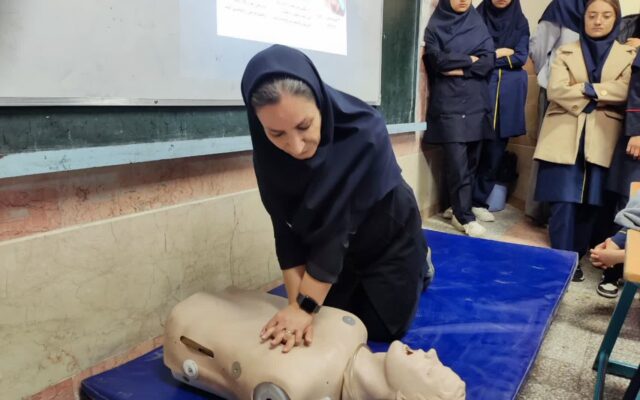 اجرای طرح ملی «پرستار، سفیر حیات» در گیلان با شعار «هر بیمارستان، یک مدرسه»