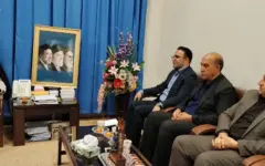 به مناسبت هفته تربیت بدنی جامعه ورزشی استان با امام جمعه ایلام دیدارکرد