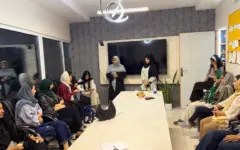 تحول در مشارکت اجتماعی؛ از هم‌افزایی تا اشتغال‌زایی در نشست‌های بانوان «خانه جوان بندرعباس»
