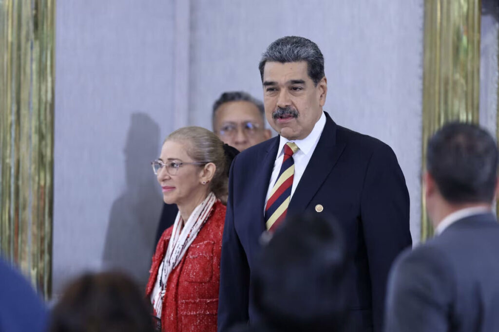مادورو اتهامات جدید علیه خود را تکذیب کرد