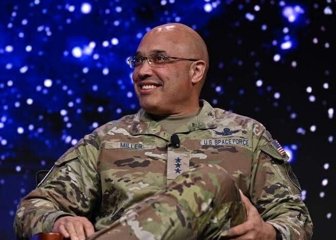 رئیس جدید فرماندهی فضایی آمریکا منصوب شد