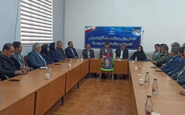 سياست اداره کل ورزش و جوانان استان آذربایجان شرقی ، تمركز زدايي از مركز است