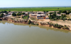 روستای نشار در شعیبیه؛ دیواره‌ای که هر لحظه ممکن است فرو بریزد